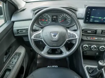 DACIA LOGAN TCE 90 MT