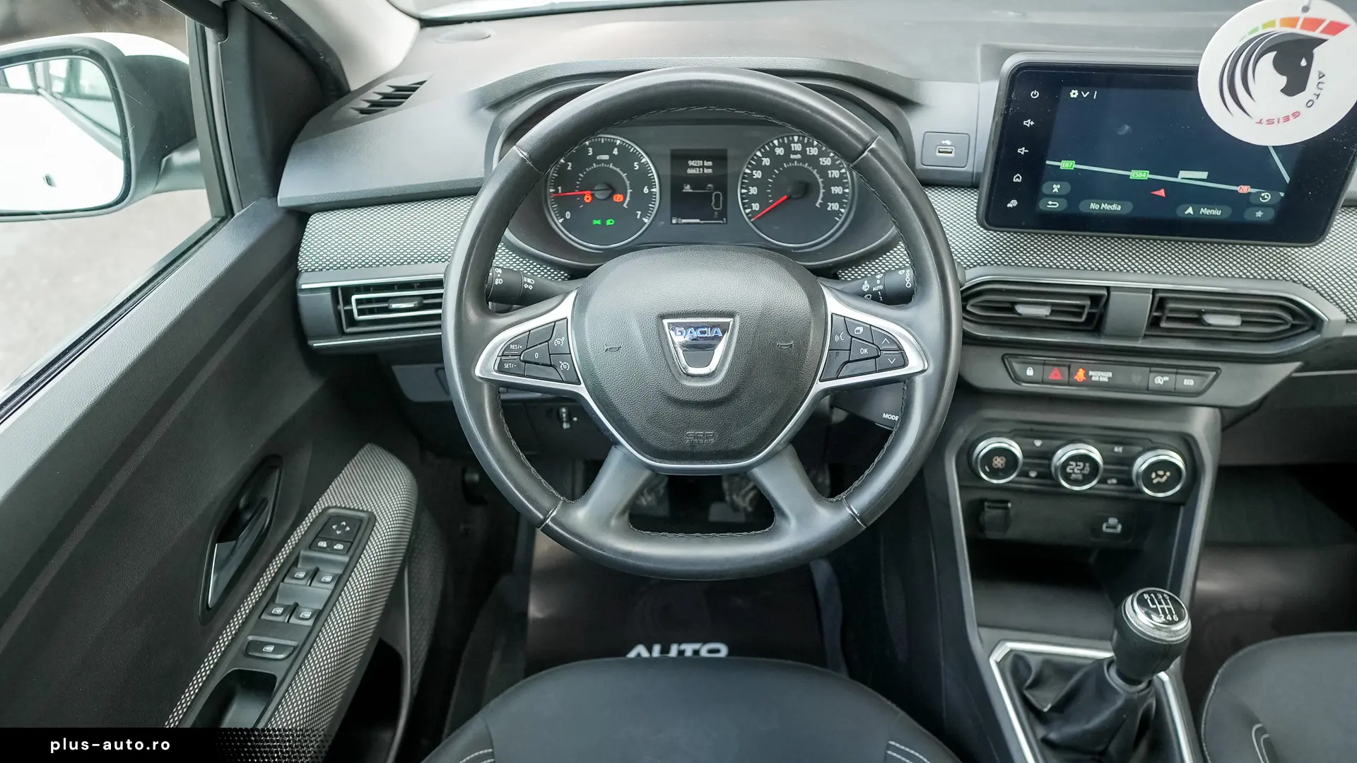 DACIA LOGAN TCE 90 MT