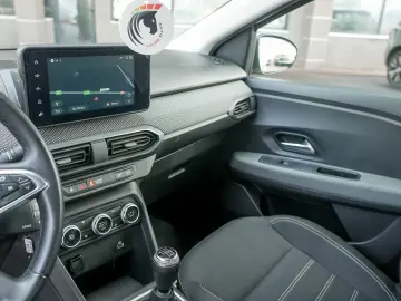 DACIA LOGAN TCE 90 MT