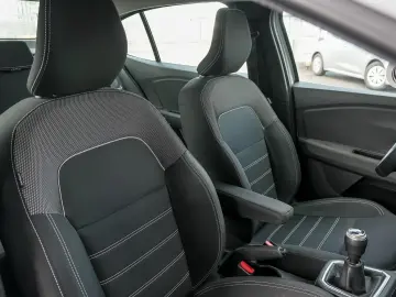 DACIA LOGAN TCE 90 MT