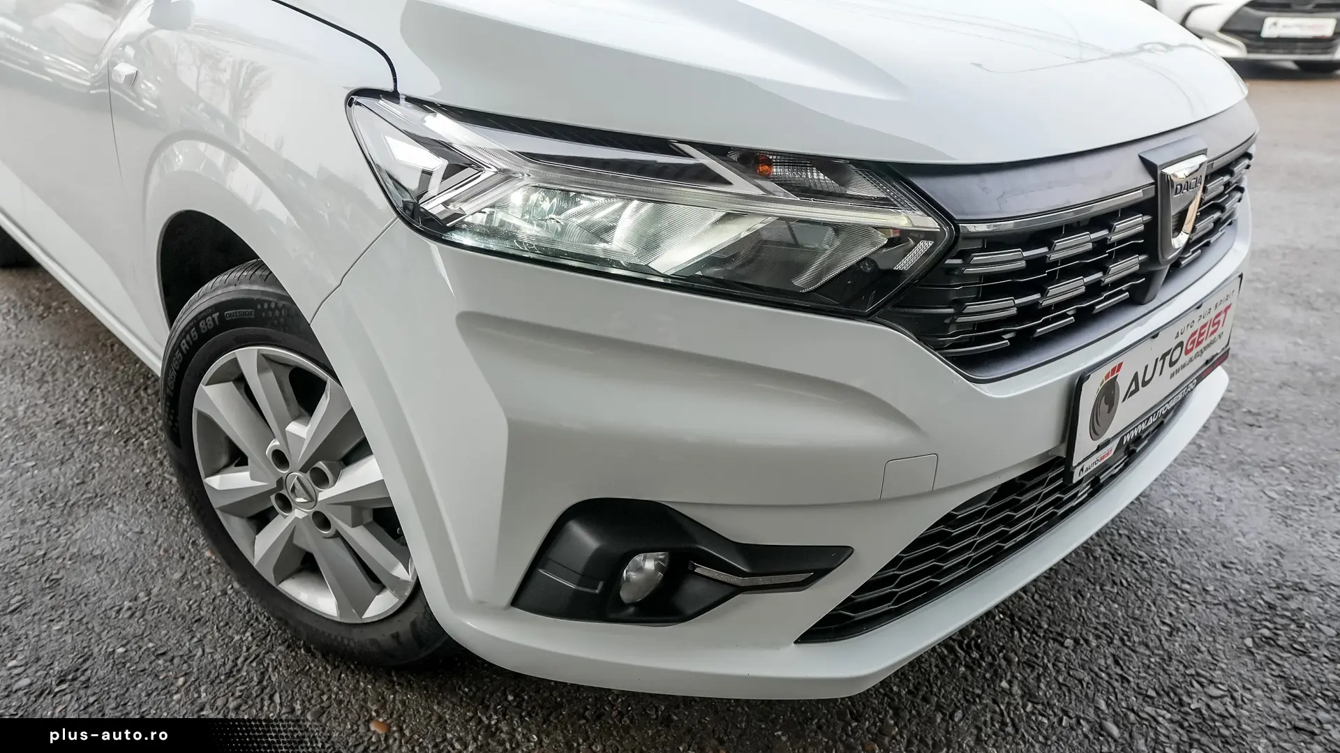 DACIA LOGAN TCE 90 MT