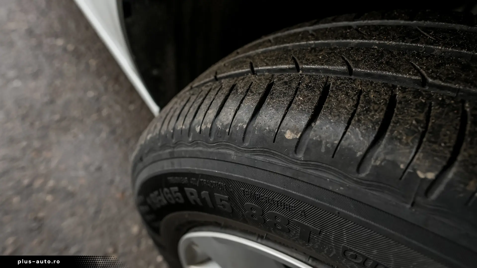 DACIA LOGAN TCE 90 MT