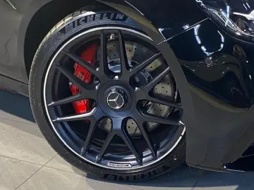 MERCEDES-BENZ E 63 S 4M AMG Night Distr. Pano Stahzg&hellip;