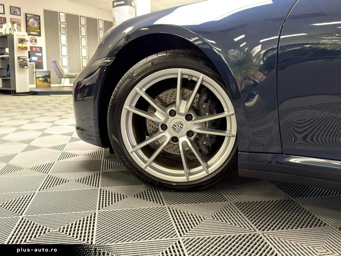 PORSCHE 992 Carrera Cabriolet Sitzklima BOSE PASM Servic