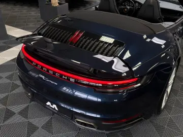 PORSCHE 992 Carrera Cabriolet Sitzklima BOSE PASM Servic