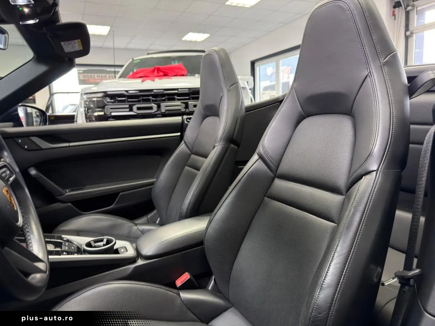 PORSCHE 992 Carrera Cabriolet Sitzklima BOSE PASM Servic