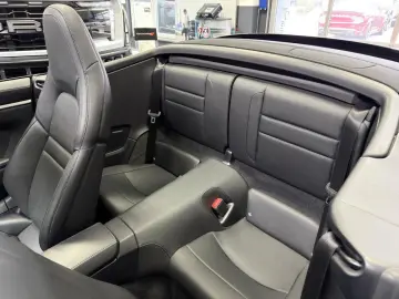 PORSCHE 992 Carrera Cabriolet Sitzklima BOSE PASM Servic