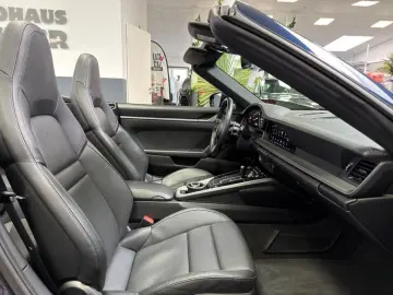 PORSCHE 992 Carrera Cabriolet Sitzklima BOSE PASM Servic