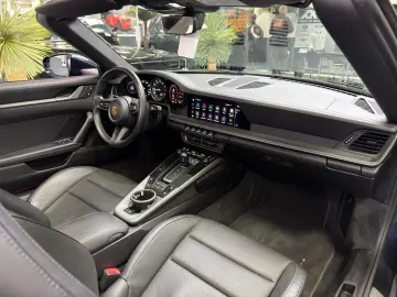 PORSCHE 992 Carrera Cabriolet Sitzklima BOSE PASM Servic