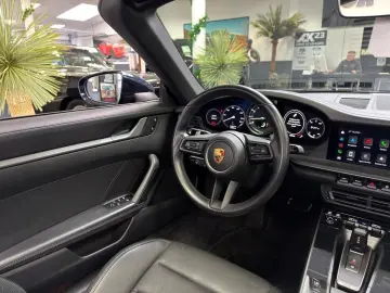PORSCHE 992 Carrera Cabriolet Sitzklima BOSE PASM Servic