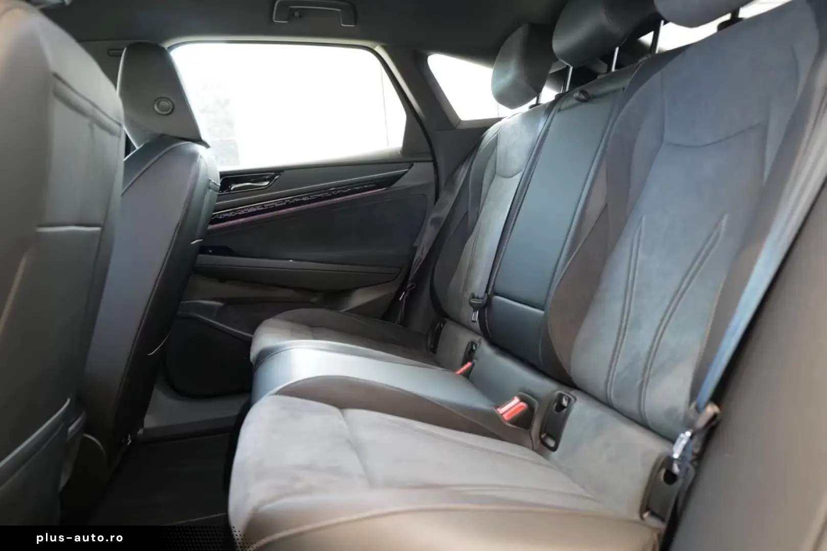 Volkswagen ID.7Pro AHK Wärmepumpe Matrix HuD 36