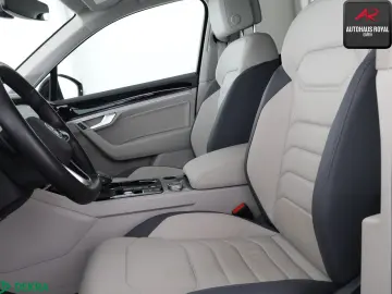 VW Touareg 3.0 eHybrid 4M 360GRAD ACC MATRIX 1.HAND