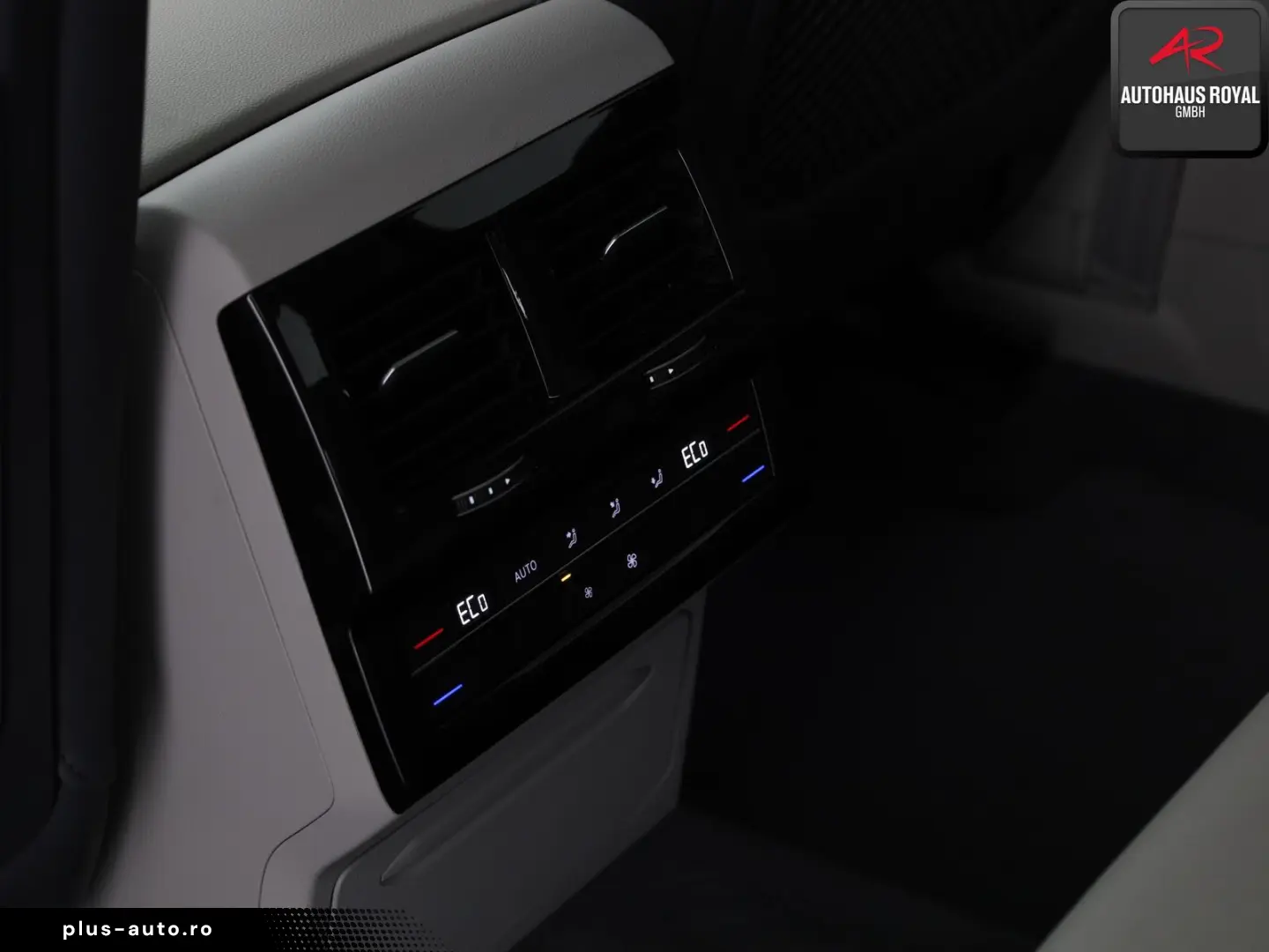 VW Touareg 3.0 eHybrid 4M 360GRAD ACC MATRIX 1.HAND