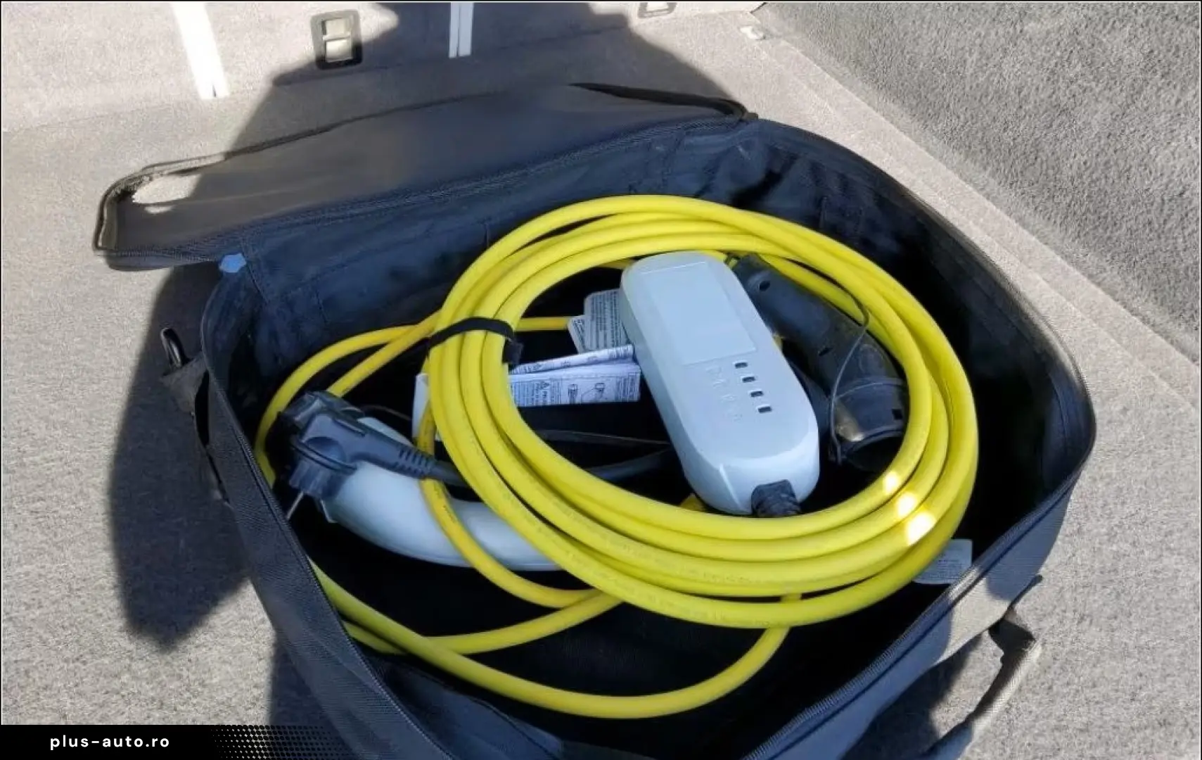 VW Touareg 3.0 V6 e-Hybr Eleg     AZN-Förderung