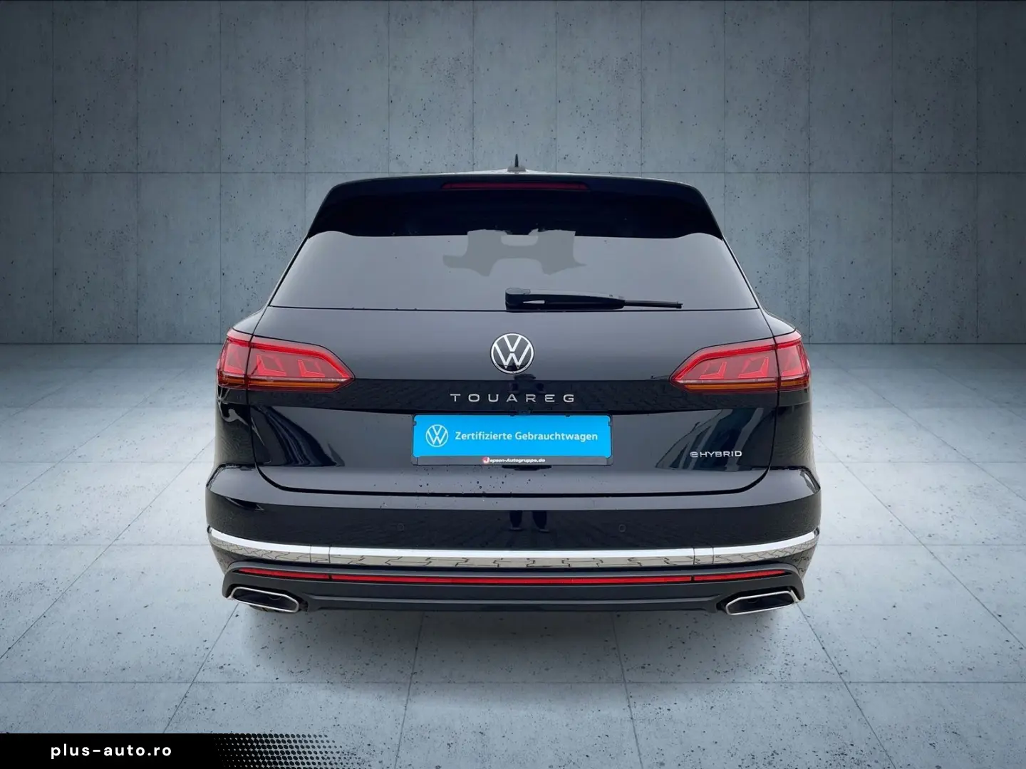 VW Touareg Elegance eHybrid 4M Tiptr AHK Pano Nacht