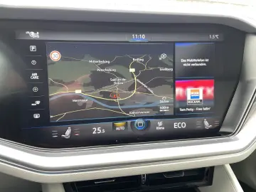 VW Touareg Elegance eHybrid 4M Tiptr AHK Pano Nacht