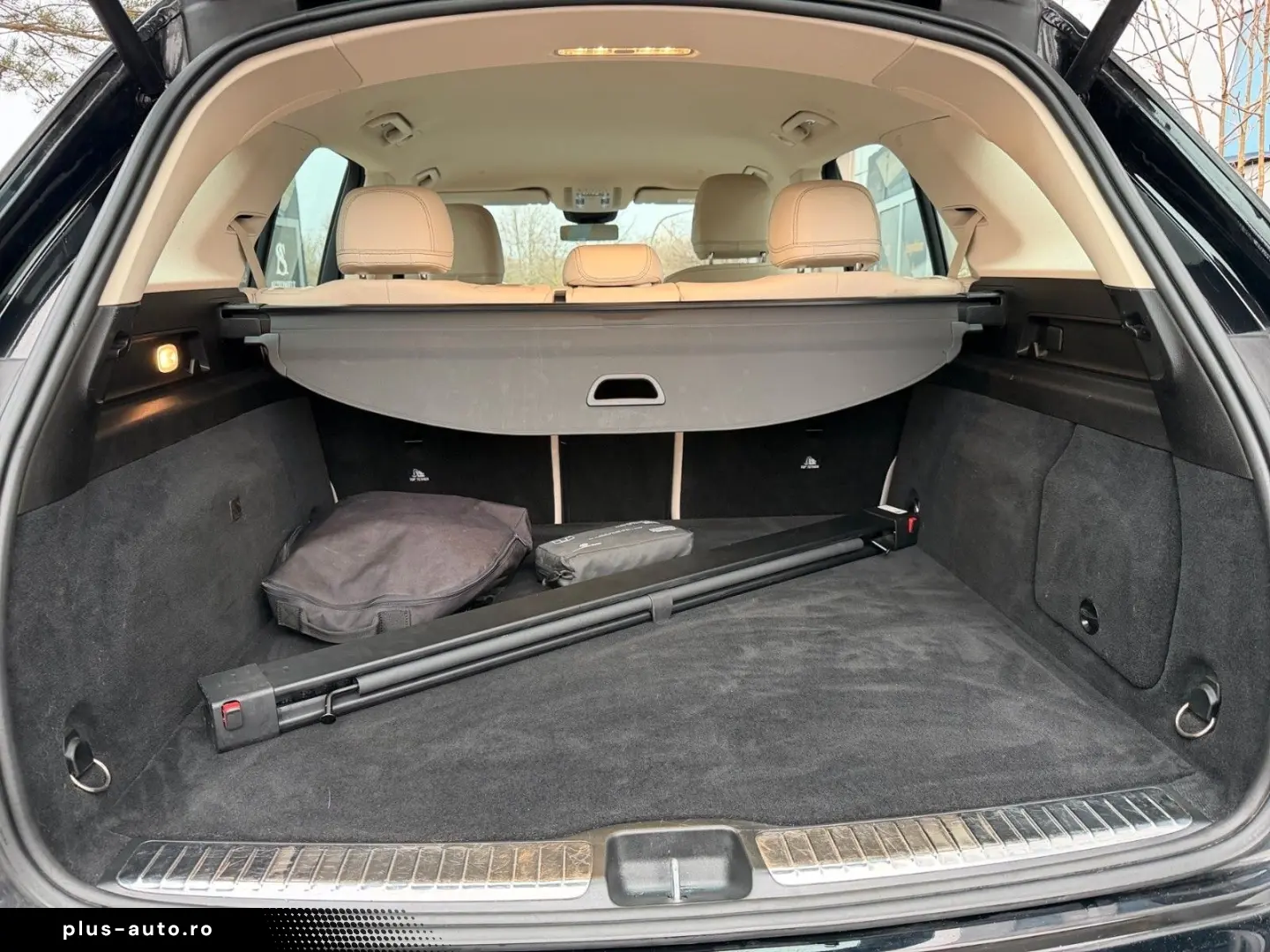 MERCEDES-BENZ GLE 350 de 4Matic AMG Burmester Ambiente 360