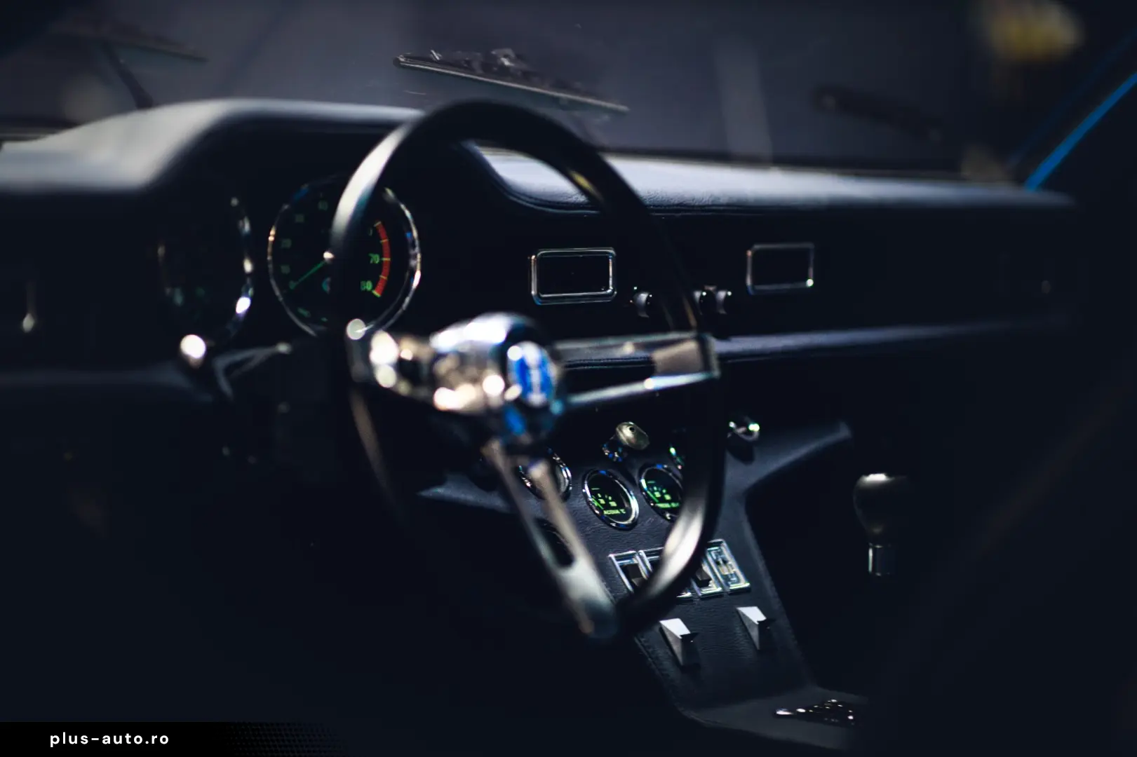 1973 De Tomaso Pantera L