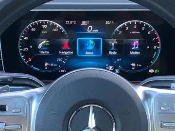 MERCEDES-BENZ GLE350e AMG 4M_Panorama_Distronic_Fahr&hellip;