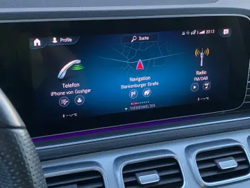 MERCEDES-BENZ GLE350e AMG 4M_Panorama_Distronic_Fahr&hellip;