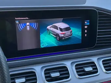 MERCEDES-BENZ GLE350e AMG 4M_Panorama_Distronic_Fahr&hellip;