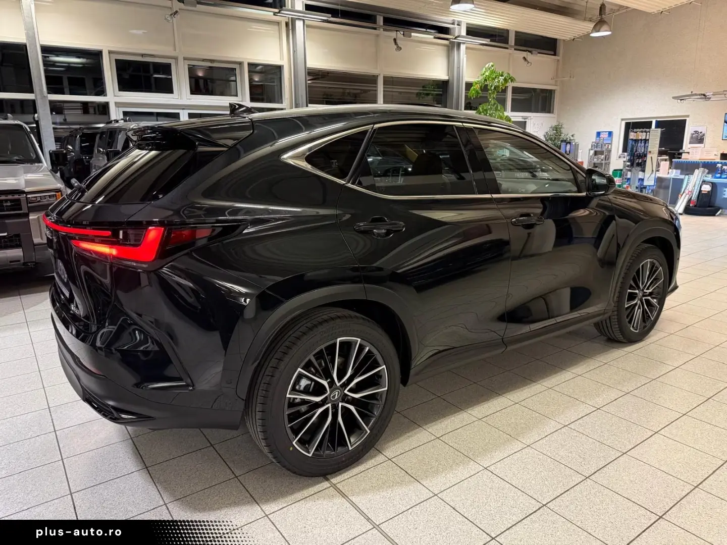 Lexus NX 350h - LUXURY-4 WD-MARK L.