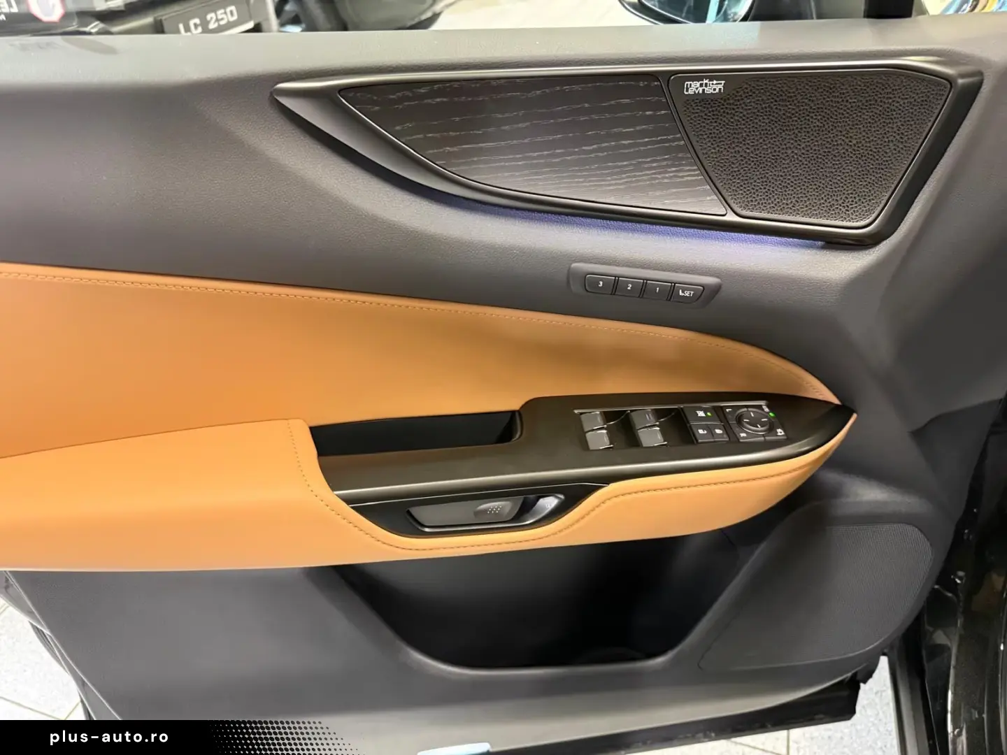 Lexus NX 350h - LUXURY-4 WD-MARK L.