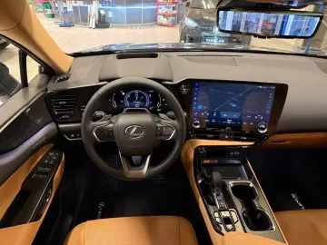 Lexus NX 350h - LUXURY-4 WD-MARK L.