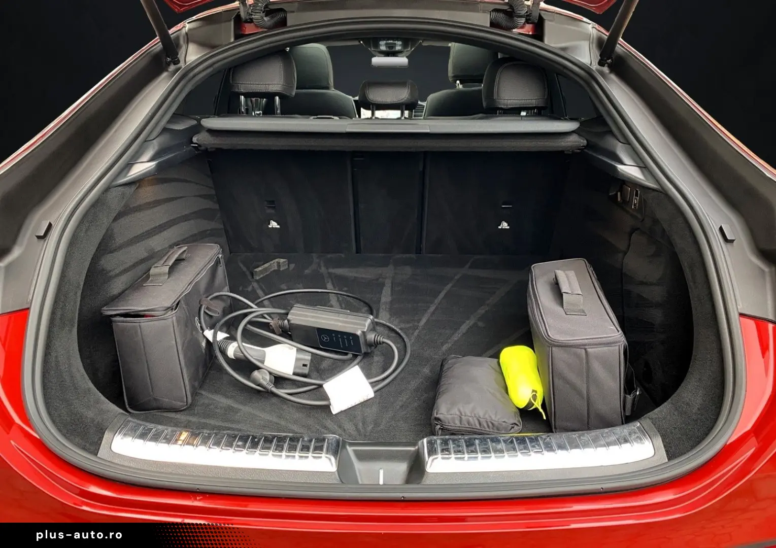 MERCEDES-BENZ GLE 350e 4M COUPE AMG-LINE 360 KAMERA-PANO-AHK