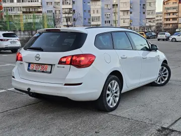 Opel Astra J 2012 1.7 CDTI 110 CP euro 5