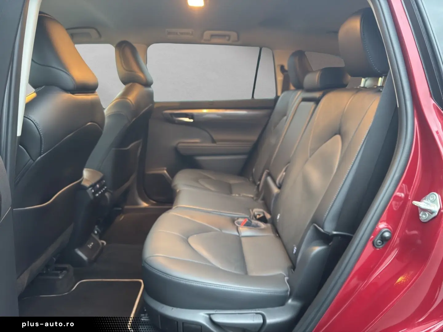 TOYOTA Highlander Hybrid Luxury 7 SITZER AHK LEDER HuD