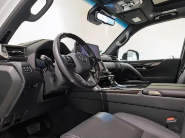 LEXUS LX 500d Luxury  Deutscher Brief Mark Levinson