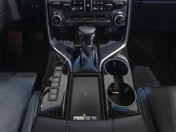 LEXUS LX 500d Luxury  Deutscher Brief Mark Levinson