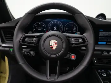PORSCHE 992 Carrera Cabrio