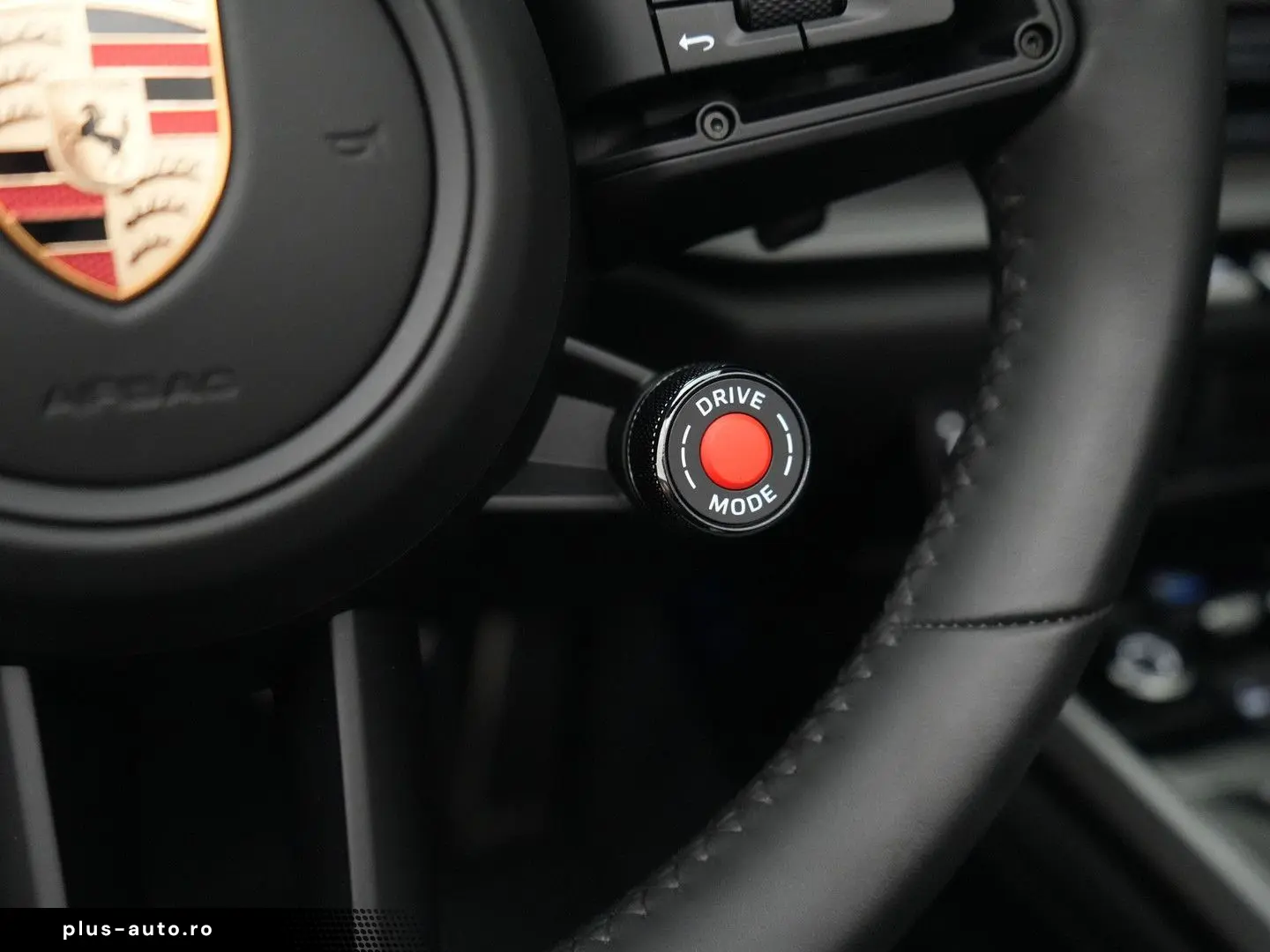 PORSCHE 992 Carrera Cabrio