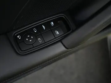 PORSCHE 992 Carrera Cabrio