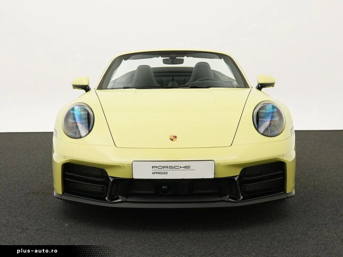 PORSCHE 992 Carrera Cabrio