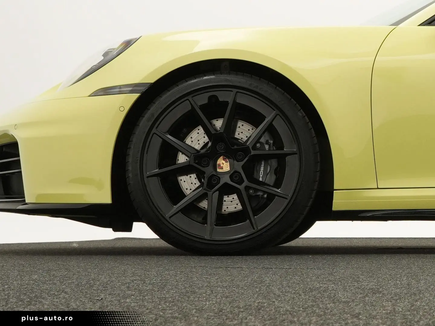 PORSCHE 992 Carrera Cabrio