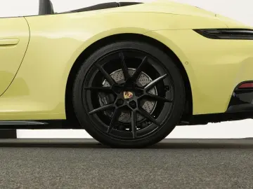 PORSCHE 992 Carrera Cabrio