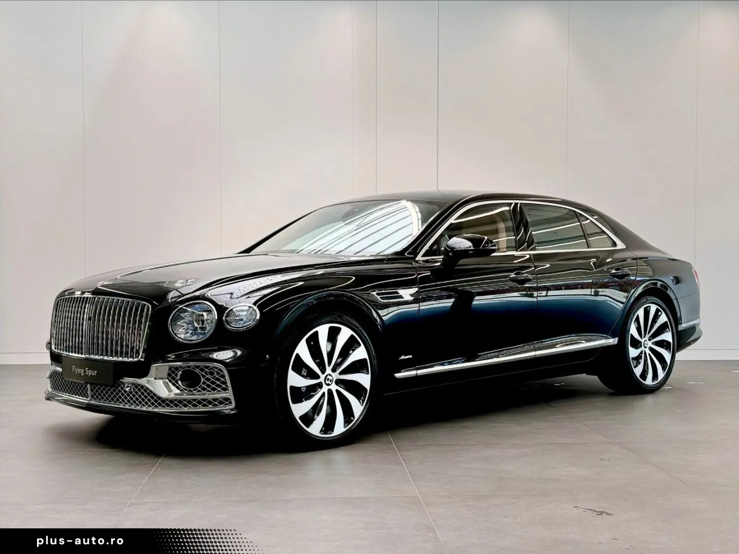 BENTLEY Flying Spur Azure V8