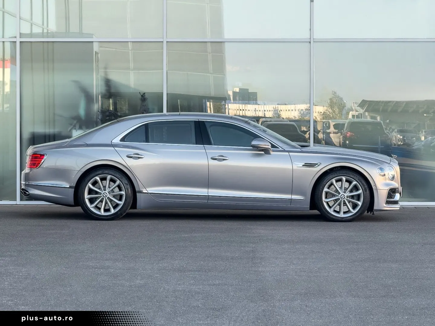 BENTLEY Flying Spur Hybrid