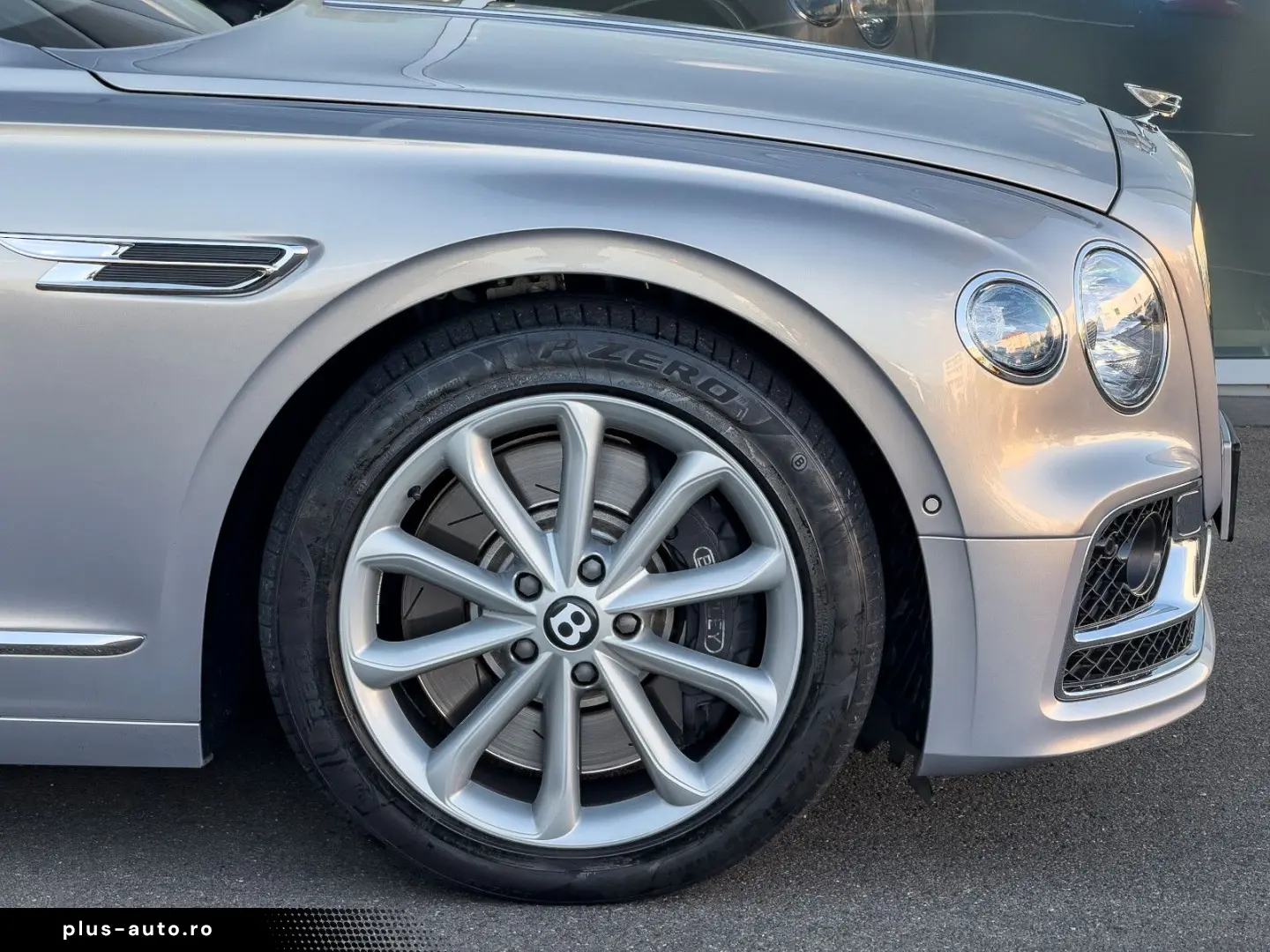 BENTLEY Flying Spur Hybrid