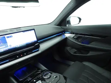 BMW 530 5 Serie Sedan 530e   M-Sportpakket   LED   H