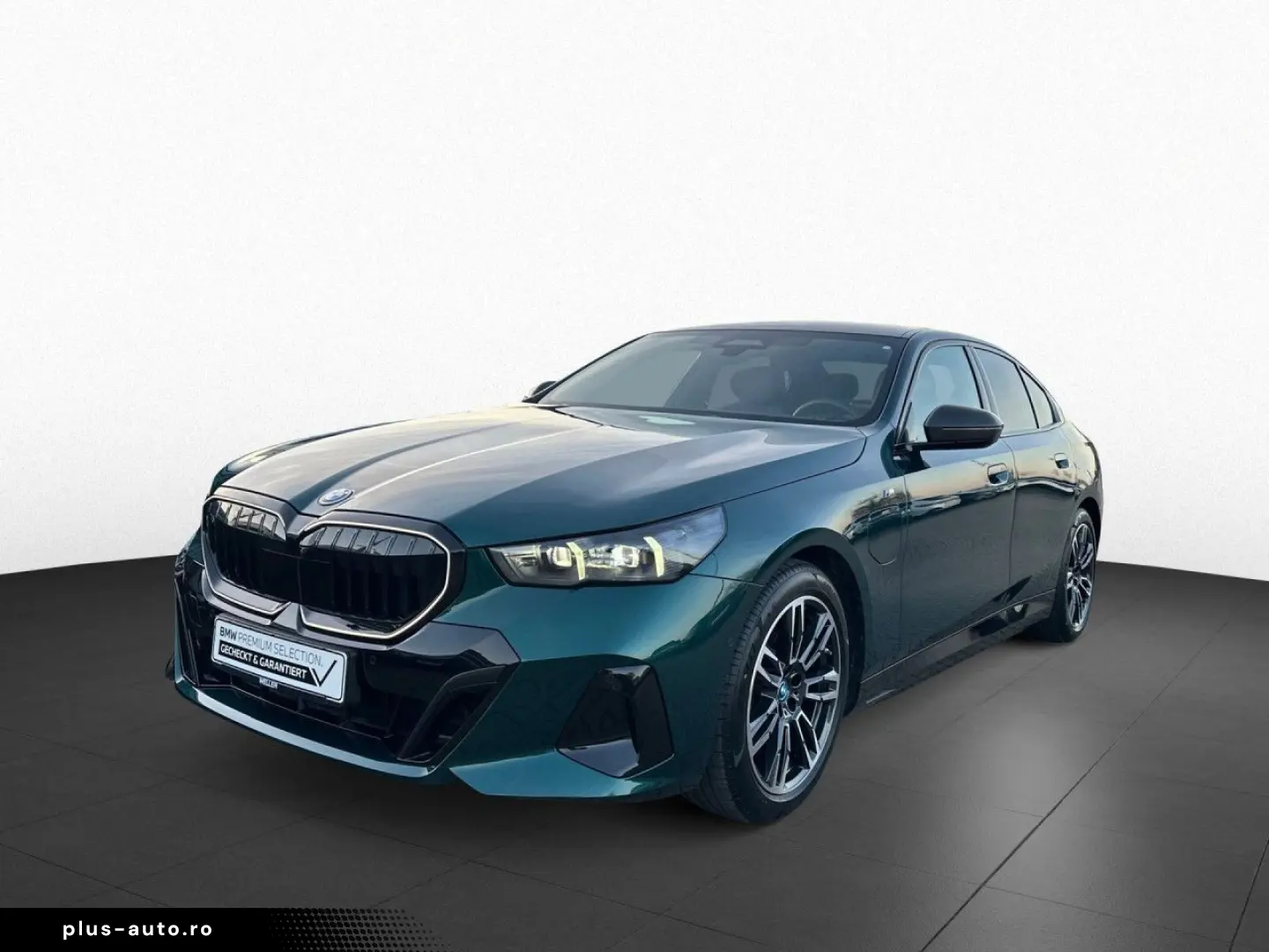 BMW 530e Limou M Sport Pro B W St Go Pano Autobahn