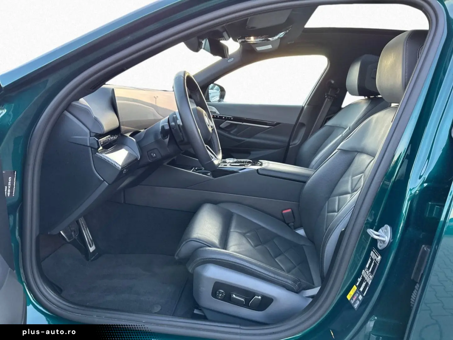 BMW 530e Limou M Sport Pro B W St Go Pano Autobahn