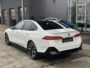 BMW 530e PHEV xDrive Limousine M-Paket PRO Aut.  ...