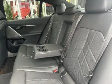 BMW 530e PHEV xDrive Limousine M-Paket PRO Aut.  ...