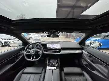 BMW 530e PHEV xDrive Limousine M-Paket PRO Aut.  ...