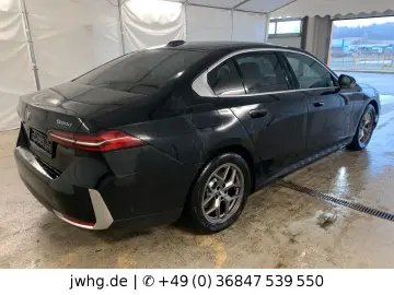 BMW 520d Limousine LED  360 HeadUp Sitzklima Memory