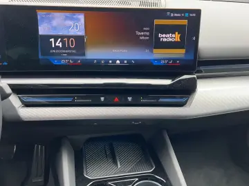 BMW 520i LIMOUSINE M SPORT LED KOMFORTZUG PARKING AS